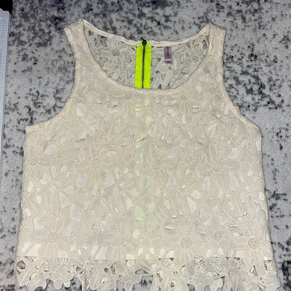 White lace crop top with neon green zipper at the back. Small - Picture 1 of 3